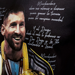 Remera Algodón modelo Lionel Messi Campeón del Mundo Con letra de "Muchachos, ahora nos volvimos a ilusionar" - Adulto - comprar online