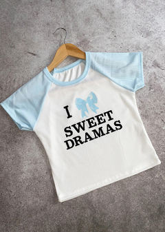 Remera m-corta combi ranglan estampa “SWEET DRAMA”#1027-E en internet