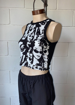 Musculosa morley capri y modal soft estampado “Face” #2525-E