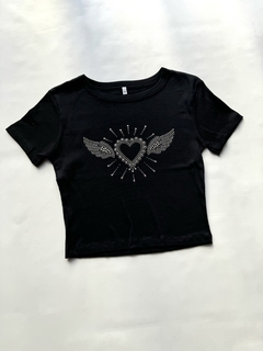 Baby tee Corazon Con alas - tienda online