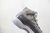 Air Jordan 11 Cool Grey na internet