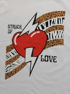 Remera Struck Of Love Corazon Rayo Art 1626 en internet