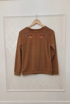 Sweater Lanilla Frescia Com Bordado De Florcitas Art 9389 - amaika