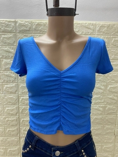 Imagen de Remera micromorley escote en V con frunce delantero y lateral art 3674