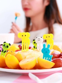 Kit com 10 Garfinhos para Frutas Animais na internet