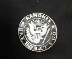 Pin Ramones