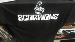 Remera Scorpions - Blackout - comprar online