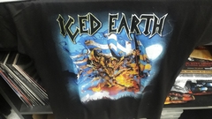 Remera Iced Earth - Alive In Athens