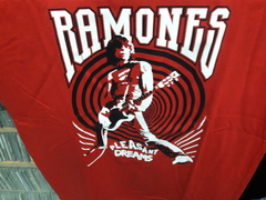 Remera Ramones Pleasant Dreams - L