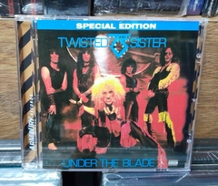 Twisted Sister Under the blade