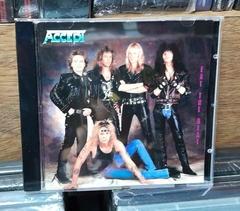 Accept - Eat The Heat