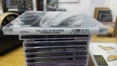 Falling in Reverse Coming Home en internet