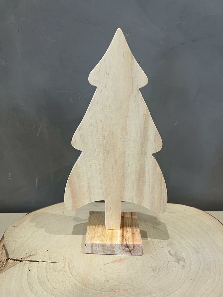 Árvore de Natal pequena: 10 ideias para quem tem pouco espaço em casa