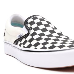 TENIS VANS UA COMFYCUSH SLIP-ON (CLASSIC) CHECKERBOARD | VN0A3WMDVO4 - LOJA IZZY