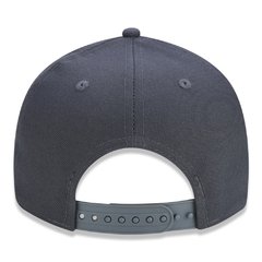 BONE NEW ERA 9FORTY A-FRAME SNAPBACK ABA CURVA NEW YORK YANKEES GREY (CINZA) | MBI21BON143 - LOJA IZZY