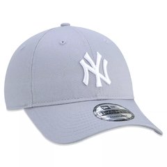 BONE NEW ERA 920 ST PERMANENTE NY CINZA | MBPERBON464 na internet