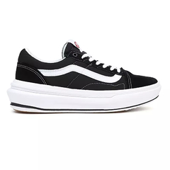 TENIS VANS OLD SKOOL OVERT CC BLACK/WHITE | VN0A7Q5EBA2