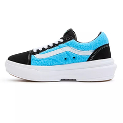 Imagem do TENIS VANS UA OLD SKOOL OVERT CC SESAME STREET BLUE/BLACK | VN0A7Q5EY40