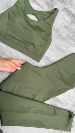 Conjunto Raissa Verde Militar Intense calça - Aluvie