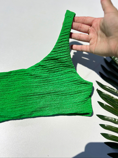 Maiô Olívia Verde Bandeira Duna Stripe na internet