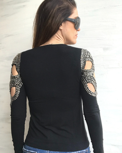 Blusa manga longa preta com bordados de pedra ônix - comprar online