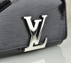 Bolsa Louis Vuitton Louise PM - Paris Brechó