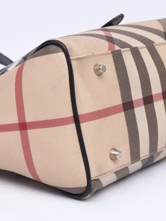 Burberry Nova Check Coated Canvas Tote - comprar online