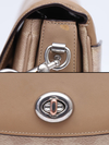 Coach Signature Flap Leather Crossbody na internet