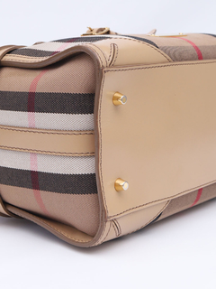 Imagem do Bolsa Burberry House Check Bridle Chester Bowler