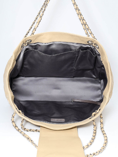 Bolsa Chanel 2.55 Reissue Grand Shopping Tote na internet