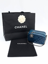 Bolsa Chanel Chevron Small Camera Bag na internet