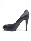 Sapato Chanel em couro e verniz - 39 BRA - loja online