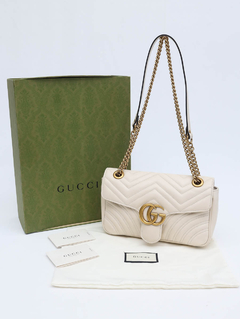 Bolsa Gucci Marmont Média na internet