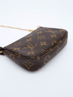 Imagem do Mini Pochette Louis Vuitton Accessoires On Chain