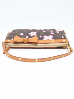 Imagem do Louis Vuitton Pochette Monogram Cherry Blossom