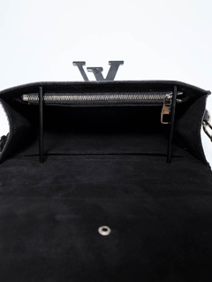 Bolsa Louis Vuitton Black Epi Leather Louise PM