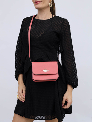 Bolsa Coach Mini Brynn Crossbody Rosa