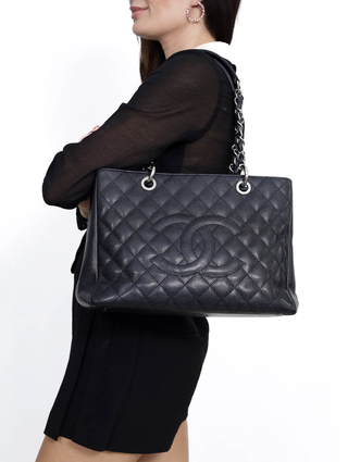 Bolsa Chanel Shopper Preta - comprar online