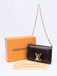 Bolsa Louis Vuitton Chain Louise GM na internet