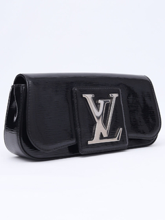 Clutch Louis Vuitton Pochette SoBe na internet