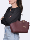 Michael Kors Leather Jet Set Shoulder - comprar online