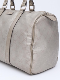 Bolsa Gucci Silver GG Medium Joy Boston na internet