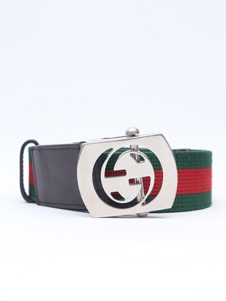 Cinto Gucci Cut Out G Buckle TAM 95