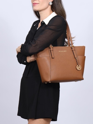 Michael Kors Jet Set Brown Leather Tote - comprar online