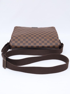 Imagem do Louis Vuitton Damier Canvas District PM