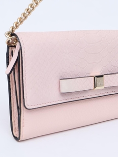 Kate Spade Pink Chain Link na internet