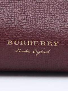 Bolsa Burberry Derby House Check - Paris Brechó