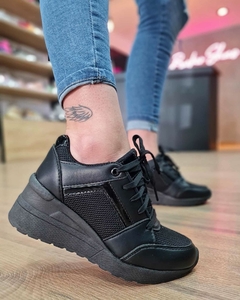 Zapatilla Taco Chino Tracker Negra