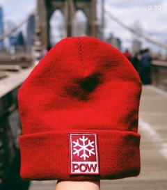 Imagen de Beanie POW ( rojo, azul, verde y gris)