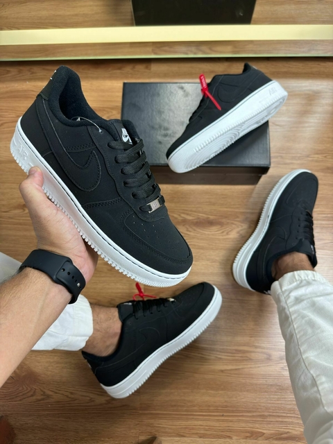 TENIS MASCULINO AIR FORCE ONE PRETO COM BRANCO